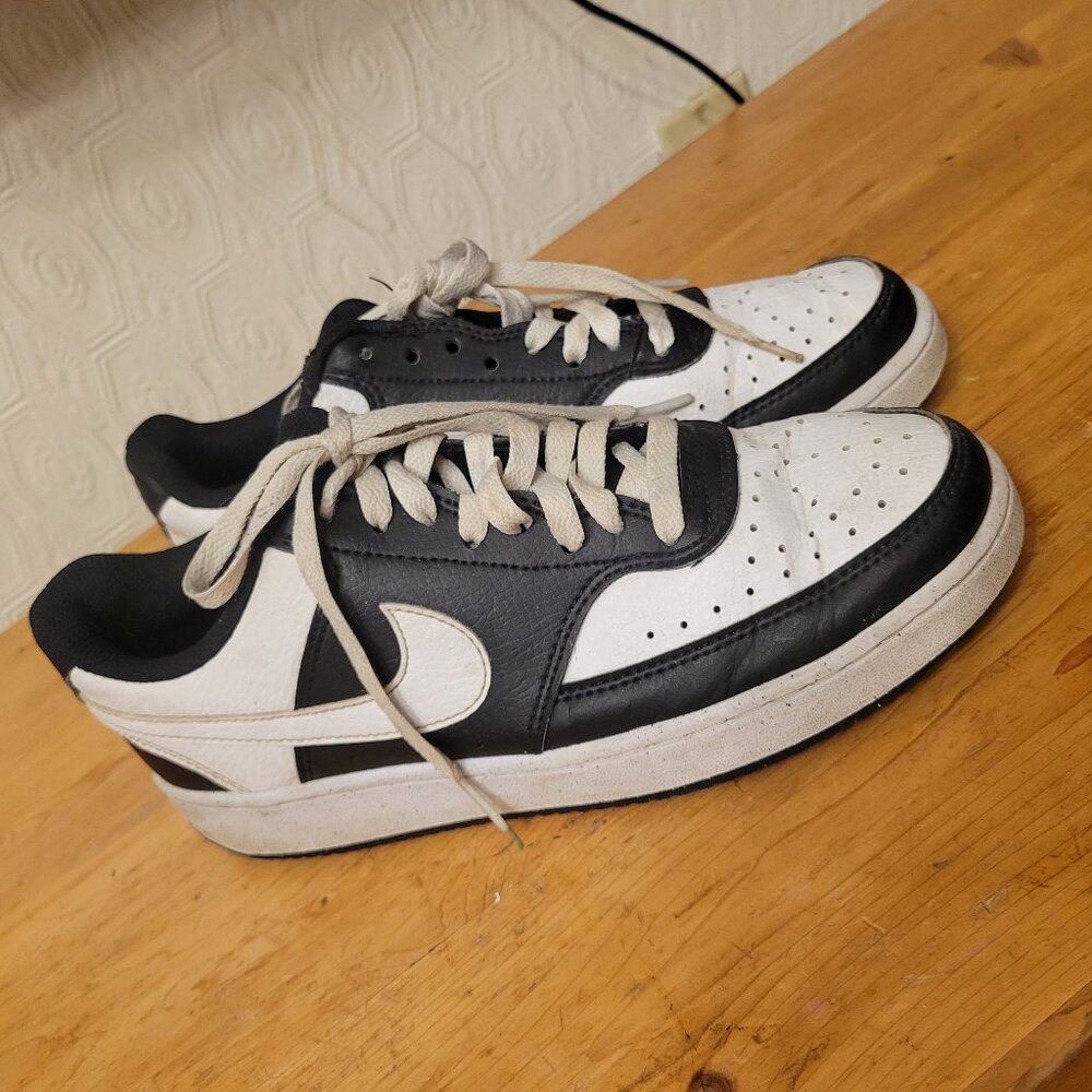 Nike Court Vision Low Women's Sneakers Size US 8.5 / EUR 40 — Black White‎